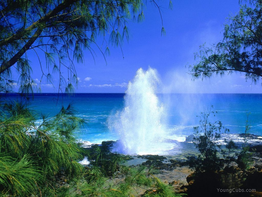 Spouting Horn, Kauai, Hawaii